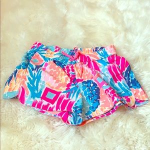 Lilly Pulitzer Runaround Shorts - XS Goomba smash